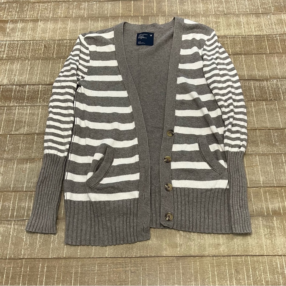 American Eagle Outfitters Gray Sweater for women Large